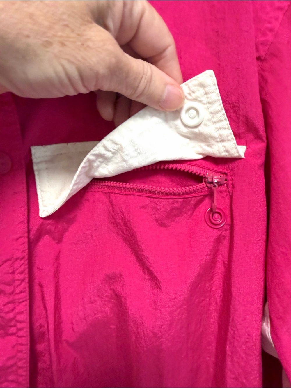Vintage Helly Hansen Hot Pink LIFA  Windbreaker Jacket Size L Full Zip 4 pockets - Picture 4 of 11